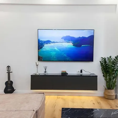 Apartment Kallithea Modern Living With Designer Touch *