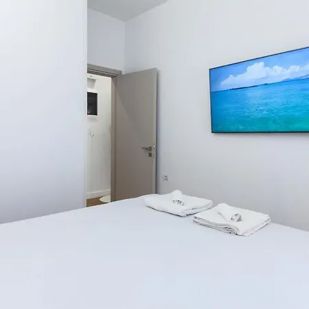 Apartment Kallithea Modern Living With Designer Touch Athens